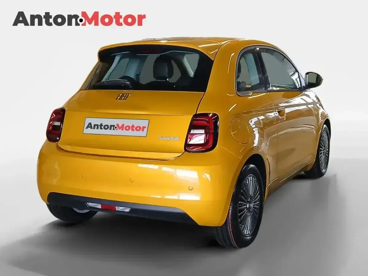 Novo Fiat 500 65 HP (47 kW) 2026 Amarelo Citadino