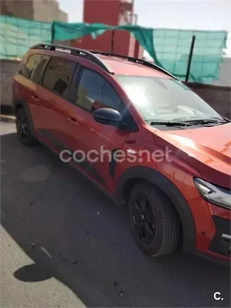 Usado Dacia Jogger Extreme 110 CV (80 kW) 2022 Rojo Monovolumen