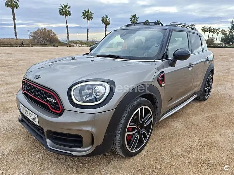 Usado Mini John Cooper Works Countryman 231 CV (169 kW) 2017 Gris / plata SUV