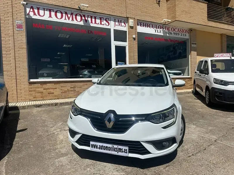 Usado Renault Mégane Business 95 CV (69 kW) 2020 Blanco Berlina