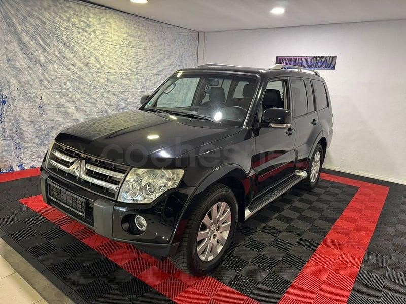 Usado Mitsubishi Montero Motion 200 CV (147 kW) 2010 Negro SUV