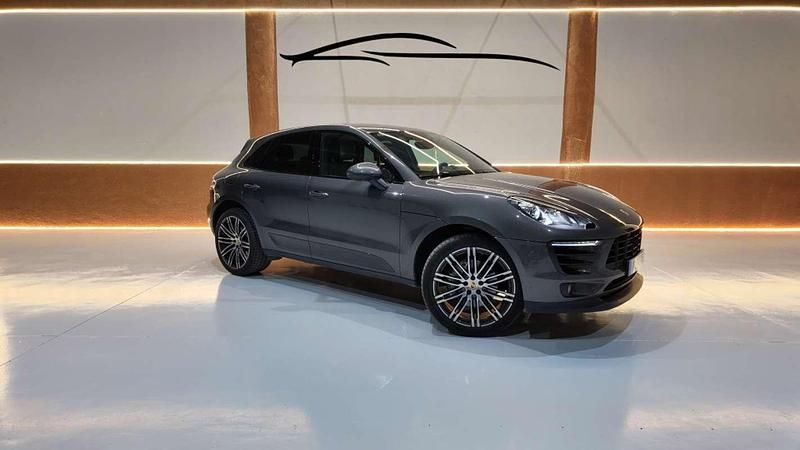 Gris / plata Usado 2018 Porsche Macan S SUV | 41.600 € (Precio justo) - Imagen 1/4