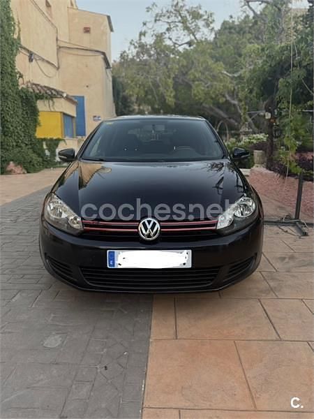 Negro Usado 2009 VW Golf VI Sport Berlina | 7500 € (Precio justo) - Imagen 1/4