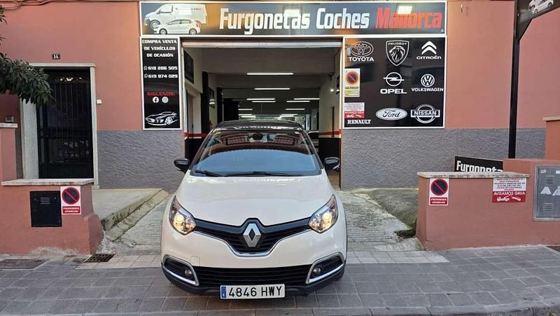 Usado Renault Captur 90 CV (66 kW) 2014 Beige SUV