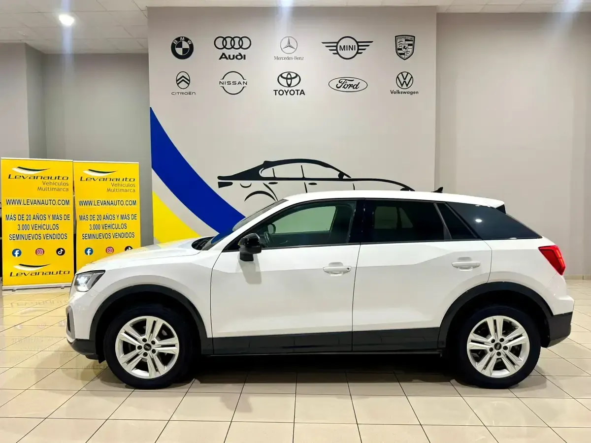 Usado Audi Q2 Advanced 150 CV (110 kW) 2021 Blanco SUV