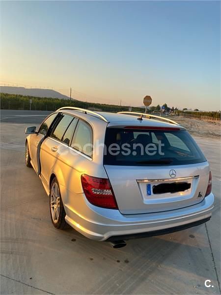 Usado Mercedes C200 136 CV (100 kW) 2010 Gris / plata Familiar