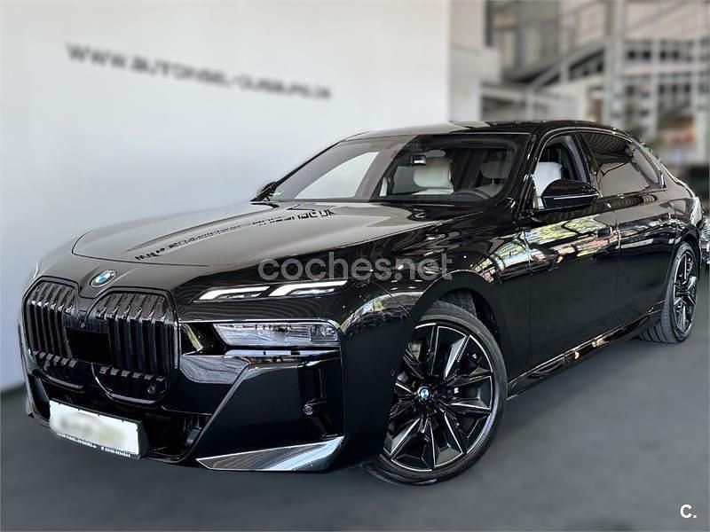 Usado BMW 740 340 CV (250 kW) 2023 Negro Berlina