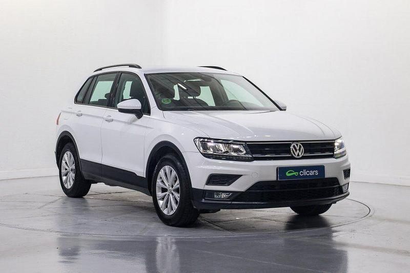 Usado VW Tiguan Edition 130 CV (95 kW) 2019 Blanco SUV