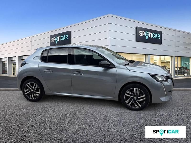 Usado Peugeot 208 Allure 130 CV (95 kW) 2022 Gris Utilitario