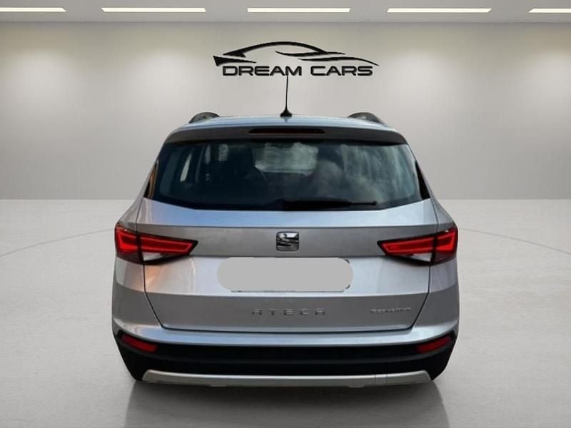 Usado Seat Ateca Ecomotive 115 CV (84 kW) 2016 Gris / plata SUV