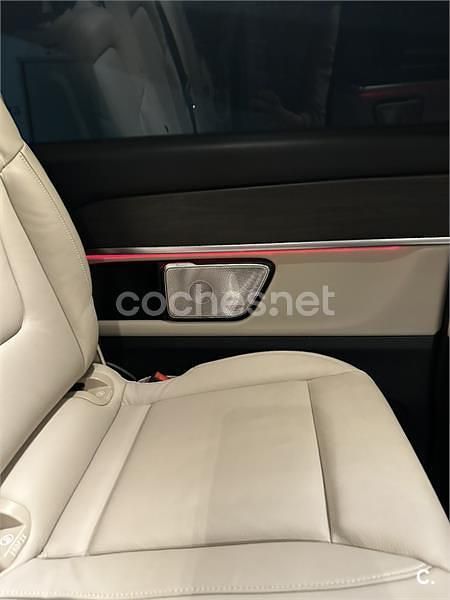 Usado Mercedes V220 Avantgarde 163 CV (119 kW) 2024 Negro Monovolumen