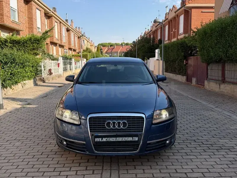 Usado Audi A6 180 CV (132 kW) 2005 Azul Berlina