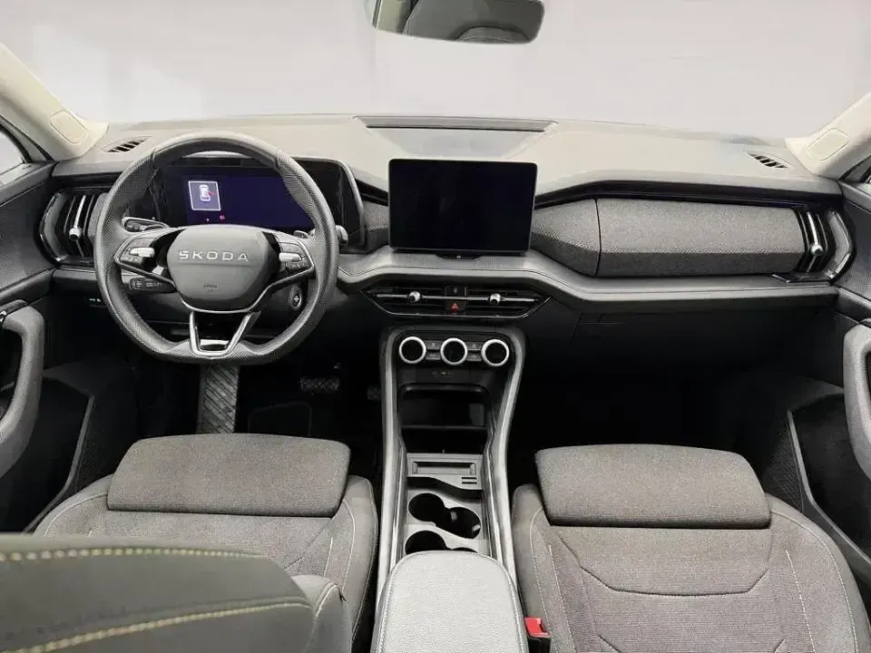 Usado Skoda Kodiaq Selection 150 CV (110 kW) 2025 Blanco SUV