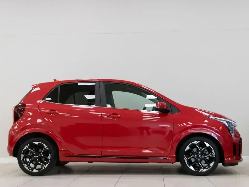 Usado Kia Picanto GT-Line 63 CV (46 kW) 2024 Rojo Utilitario