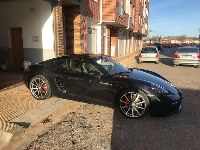 Usado Porsche Cayman S 349 CV (256 kW) 2019 Negro Coupe