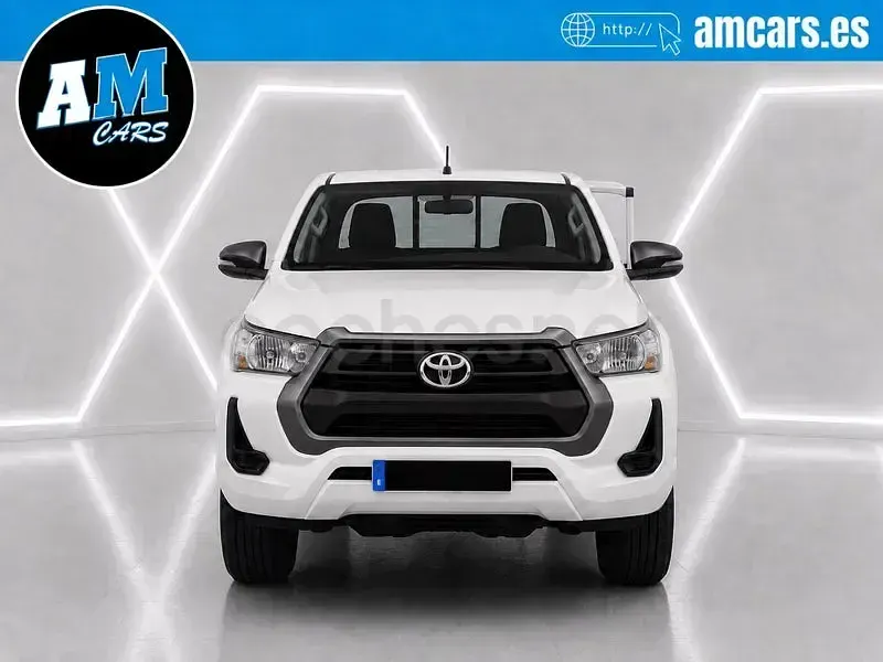 Usado Toyota HiLux Plus 150 CV (110 kW) 2021 Blanco Pickup/Camioneta