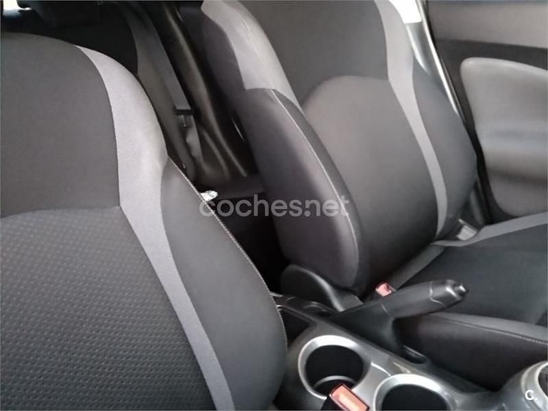 Usado Nissan Juke Acenta 110 CV (80 kW) 2018 Negro SUV