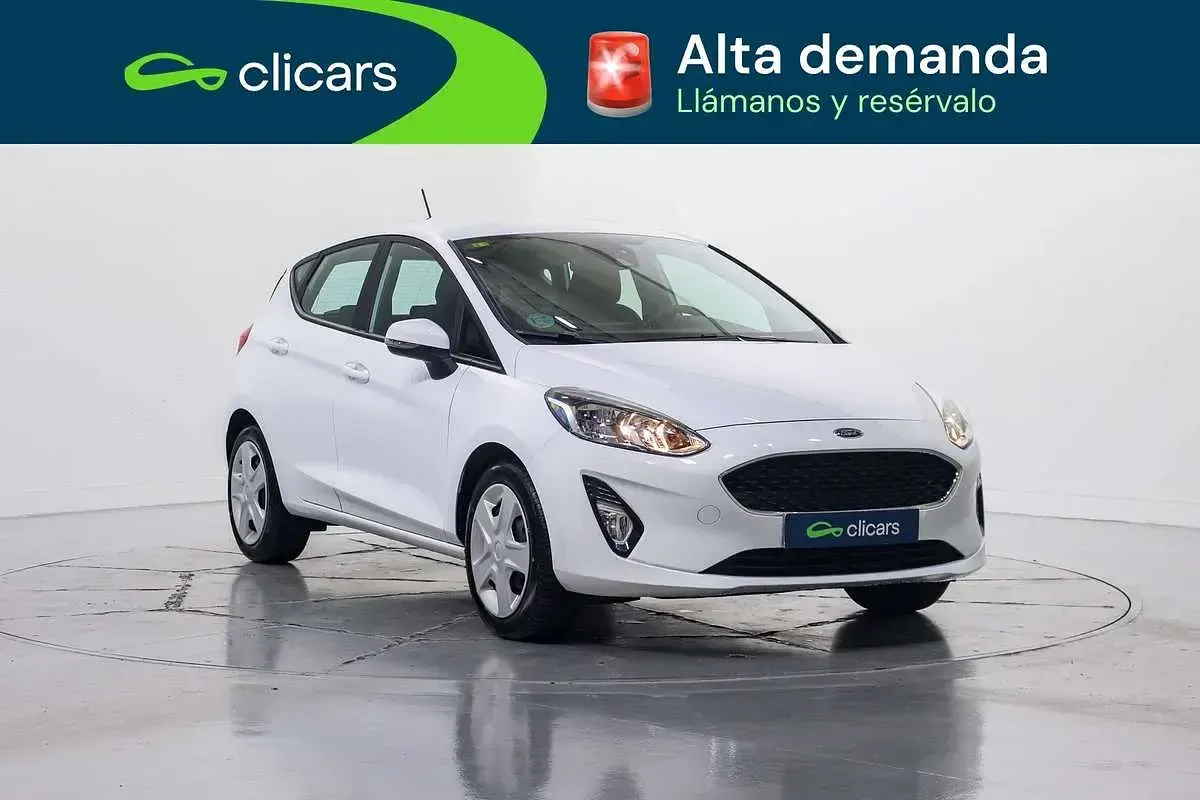 Usado Ford Fiesta Trend 75 CV (55 kW) 2020 Blanco Utilitario
