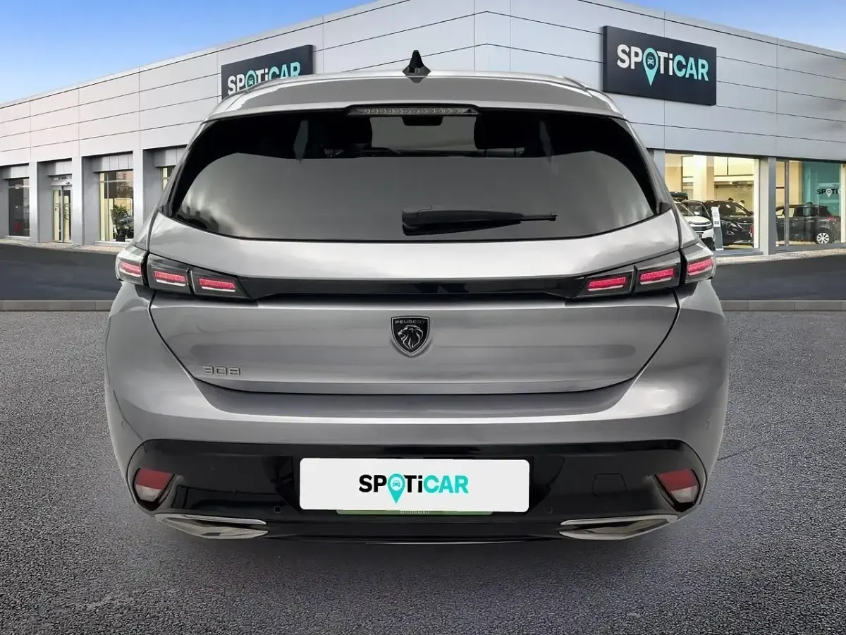 Usado Peugeot 308 Allure 130 CV (95 kW) 2024 Gris Berlina
