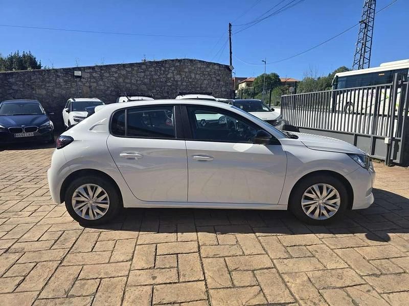 Usado Peugeot 208 Active 102 CV (75 kW) 2021 Blanco Utilitario