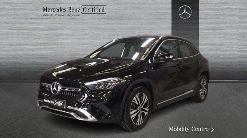 Usado Mercedes GLA250 Progressive 224 CV (164 kW) 2024 Nachtschwarz  unilack SUV