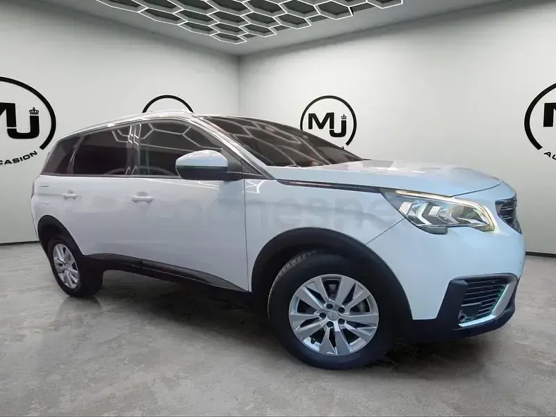 Käytetty Peugeot 5008 Active 130 HP (95 kW) 2017 Valkoinen Katumaasturi