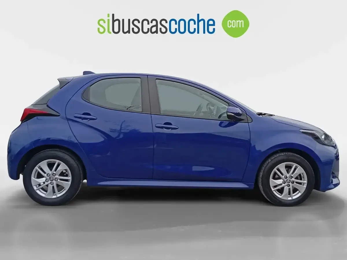 Usado Toyota Yaris Edition 125 CV (91 kW) 2021 Rojo Utilitario