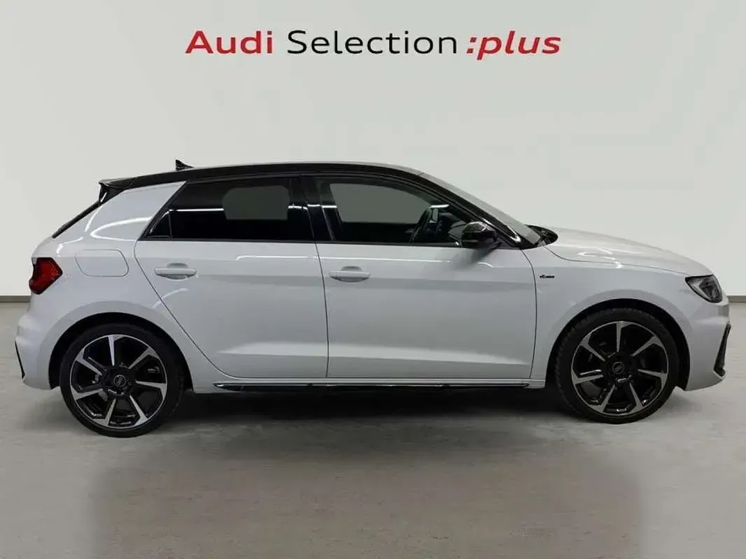 Usado Audi A1 Sportback Black Edition 116 CV (85 kW) 2025 Blanco Utilitario