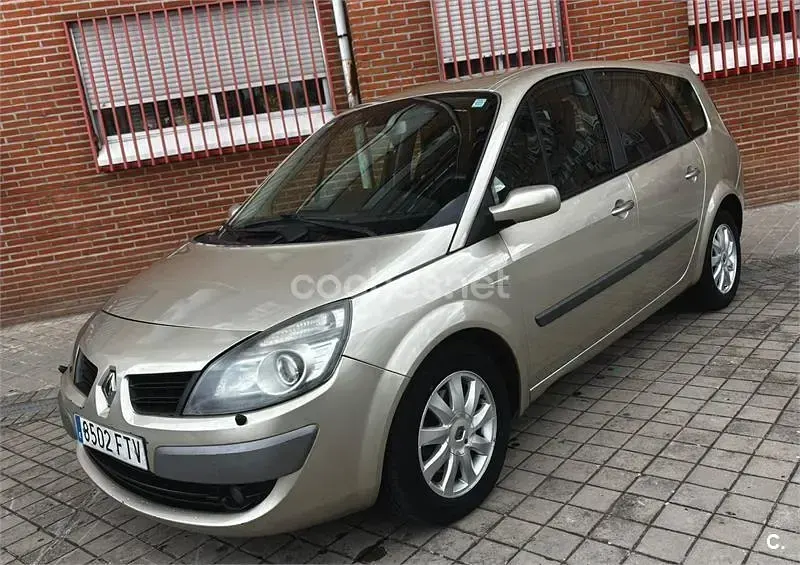 Usado Renault Scenic E-Tech Privilege 150 CV (110 kW) 2007 Beige Monovolumen