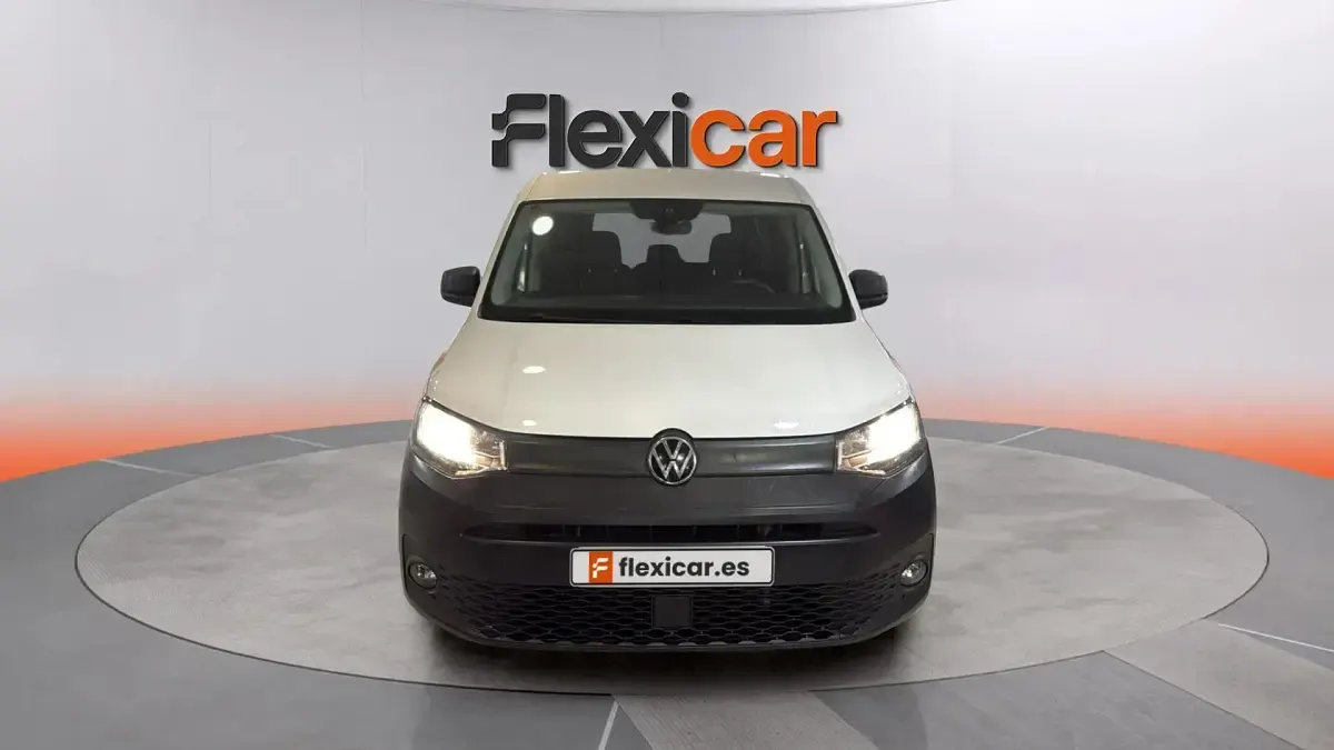 Usado VW Caddy California 102 CV (75 kW) 2021 Blanco Monovolumen
