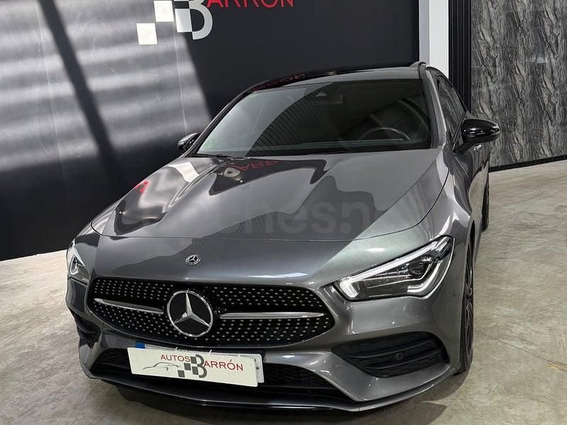 Usado Mercedes CLA200 150 CV (110 kW) 2020 Gris / plata Berlina
