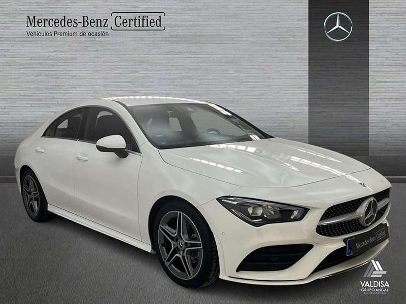 Usado Mercedes CLA180 AMG line 136 CV (100 kW) 2023 Berlina
