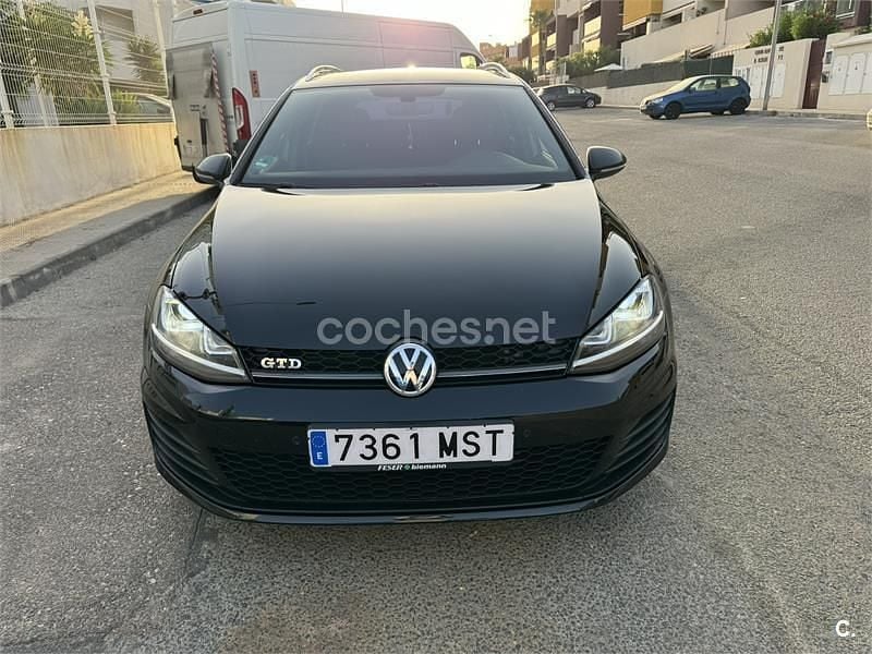 Negro Usado 2016 VW Golf VII GTD Familiar | 13.000 € (Super precio) - Imagen 1/4