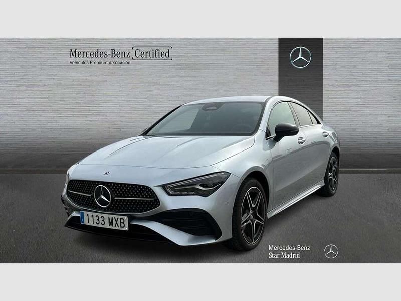 Plateado Usado 2024 Mercedes CLA250e Berlina | 40.990 € (Precio justo) - Imagen 1/4