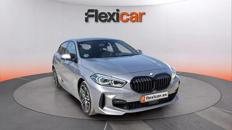 Usado BMW 118 136 CV (100 kW) 2024 Gris Utilitario