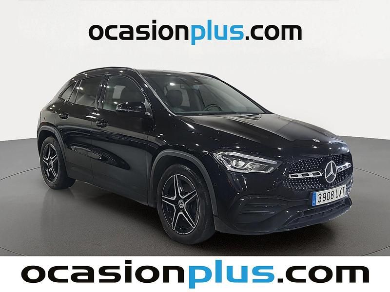 Usado Mercedes GLA200 AMG 163 CV (119 kW) 2022 Negro SUV