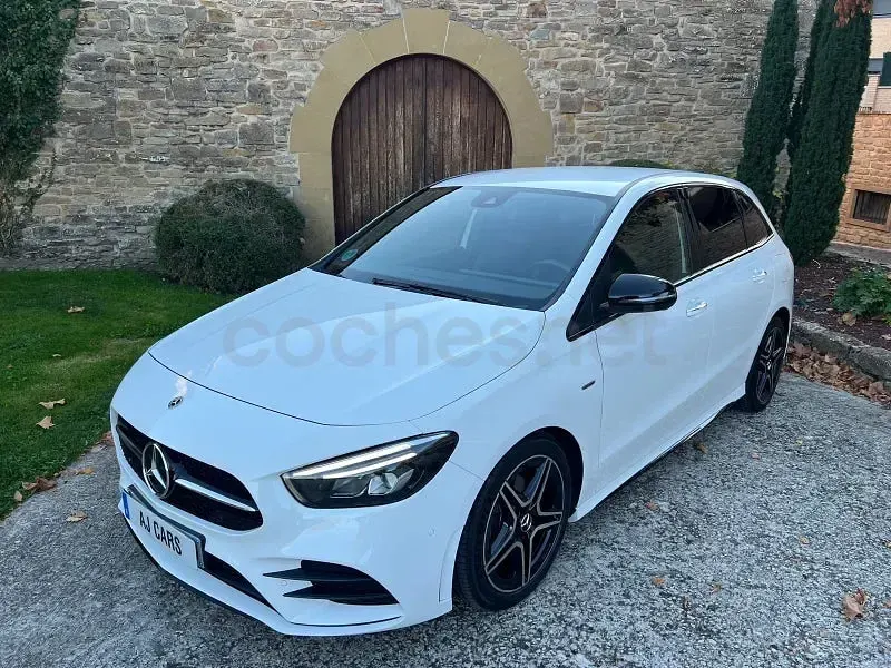 Usado Mercedes B200 150 CV (110 kW) 2022 Blanco Utilitario