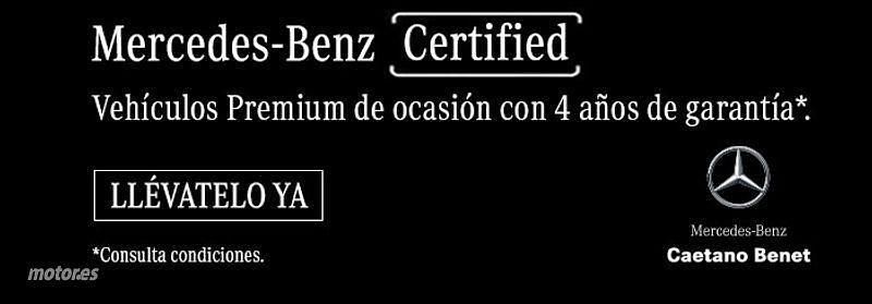 Gris / plateado Usado 2022 Mercedes GLA200 AMG line SUV | 37.900 € - Imagen 1/1