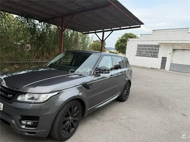 Usado Land Rover Range Rover HSE 339 CV (249 kW) 2015 Gris / plata SUV