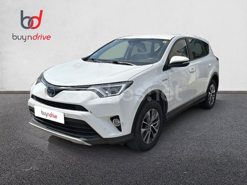 Blanco Usado 2018 Toyota RAV4 Hybrid Advance SUV | 21.800 € (Precio justo) - Imagen 1/2