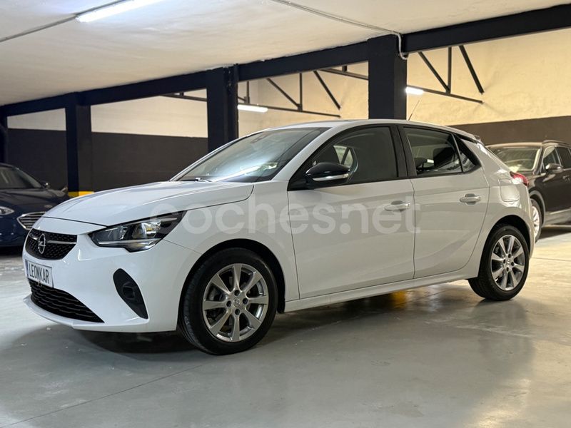 Usado Opel Corsa Edition 102 HP (75 kW) 2021 Branco Sedan