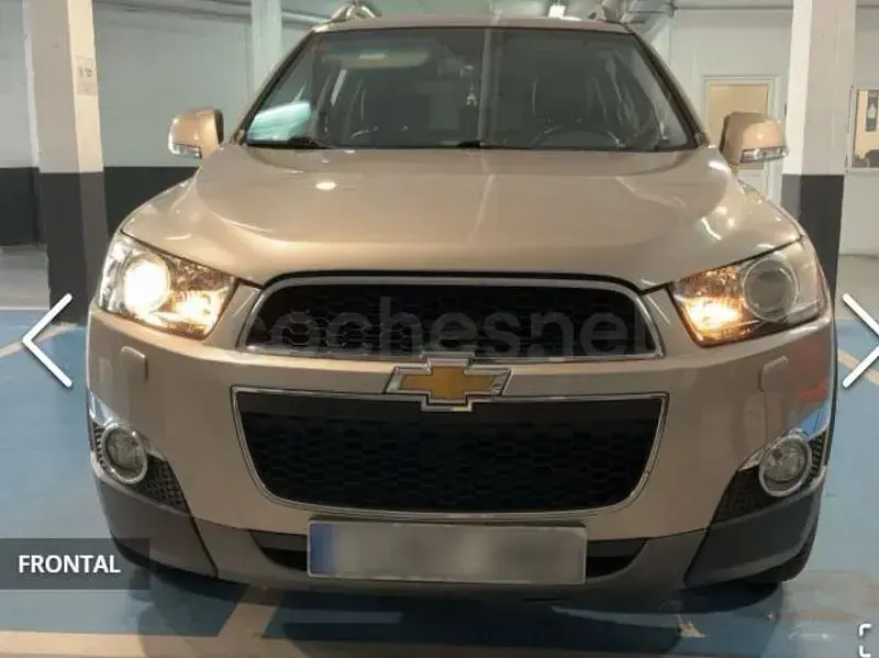 Usado Chevrolet Captiva LTZ 184 CV (135 kW) 2013 Beige SUV