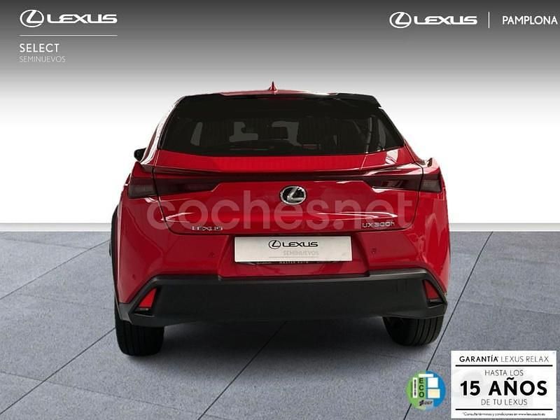 Usado Lexus UX 199 CV (146 kW) 2025 Rojo SUV