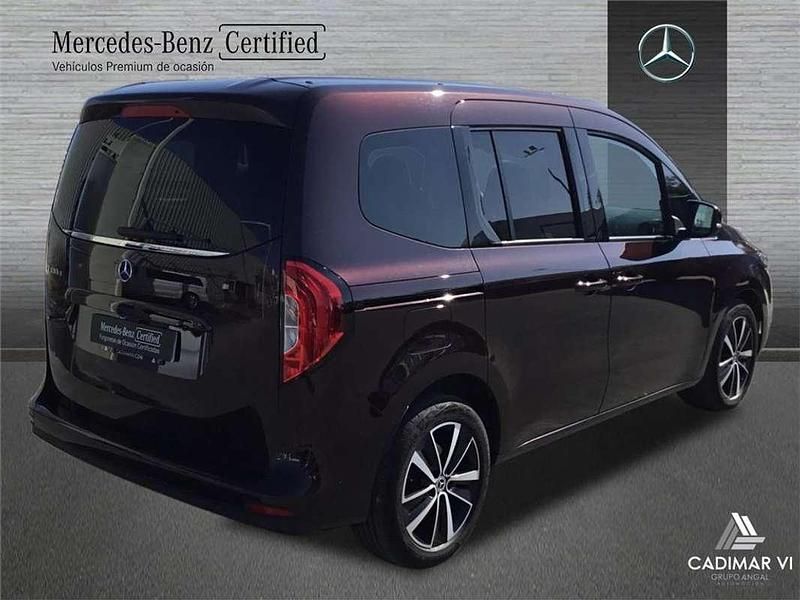 Usado Mercedes T180 116 CV (85 kW) 2025 Rojo Monovolumen