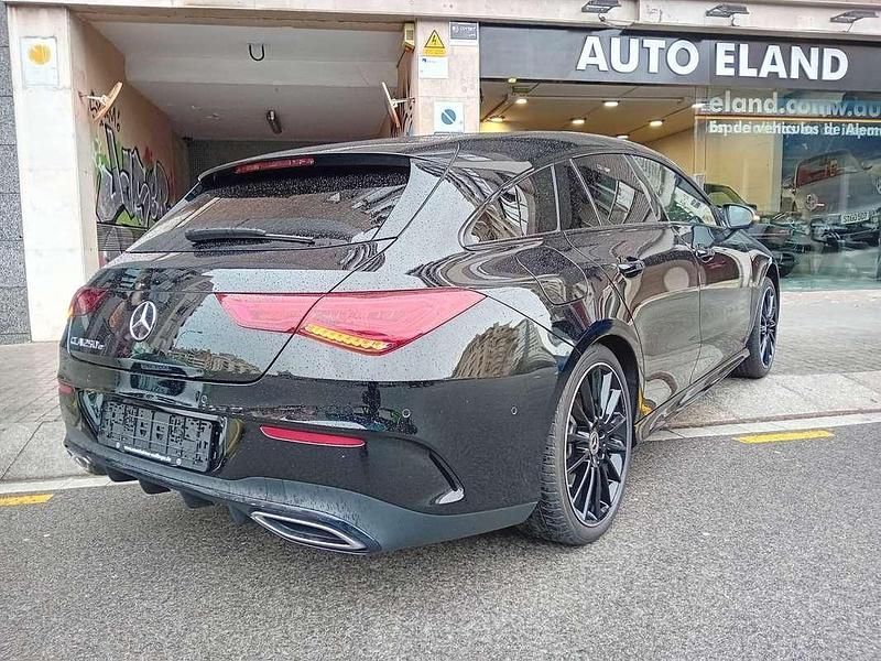 Negro Usado 2022 Mercedes CLA250e Shooting Brake AMG Familiar | 35.000 € (Super precio) - Imagen 1/4