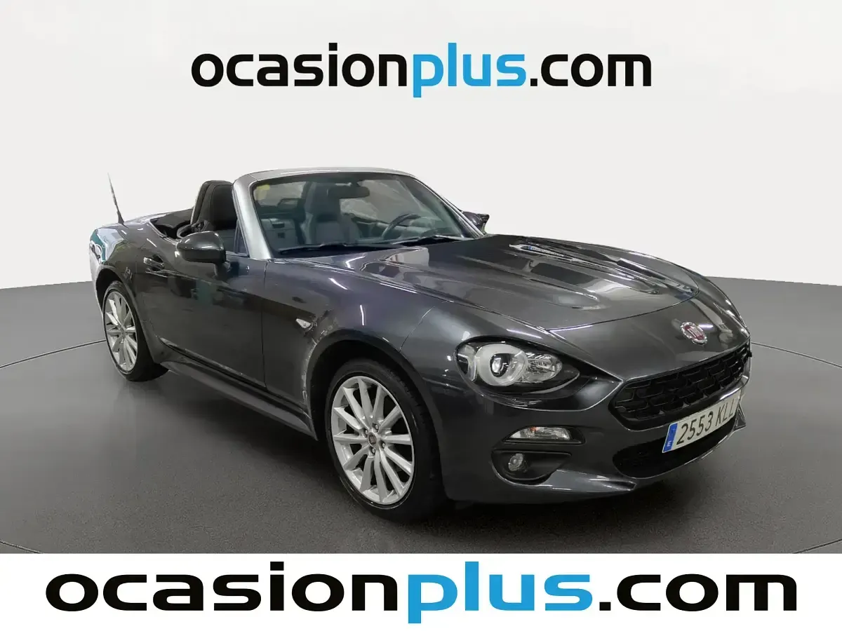 Usado Fiat 124 Lusso 140 CV (102 kW) 2018 Gris Descapotable