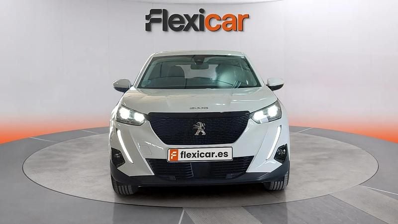 Usado Peugeot 2008 Active 101 CV (74 kW) 2020 Blanco SUV