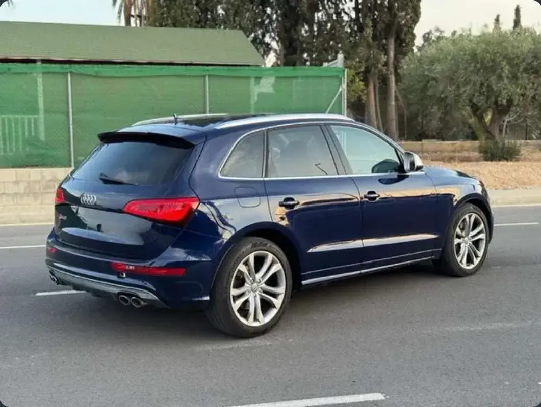 Usado Audi SQ5 Sport 313 CV (230 kW) 2013 Azul SUV