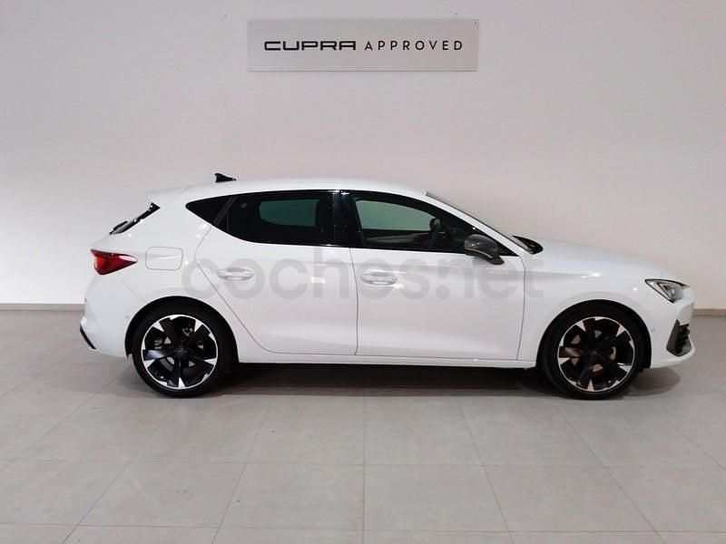 Usado Cupra Leon 150 CV (110 kW) 2025 Blanco Berlina