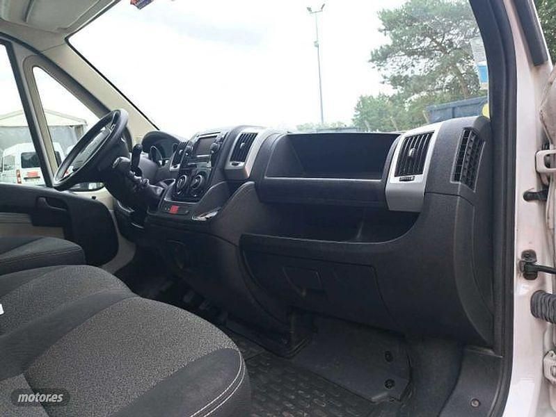 Usado Fiat Ducato 130 CV (95 kW) 2018 Blanco Van